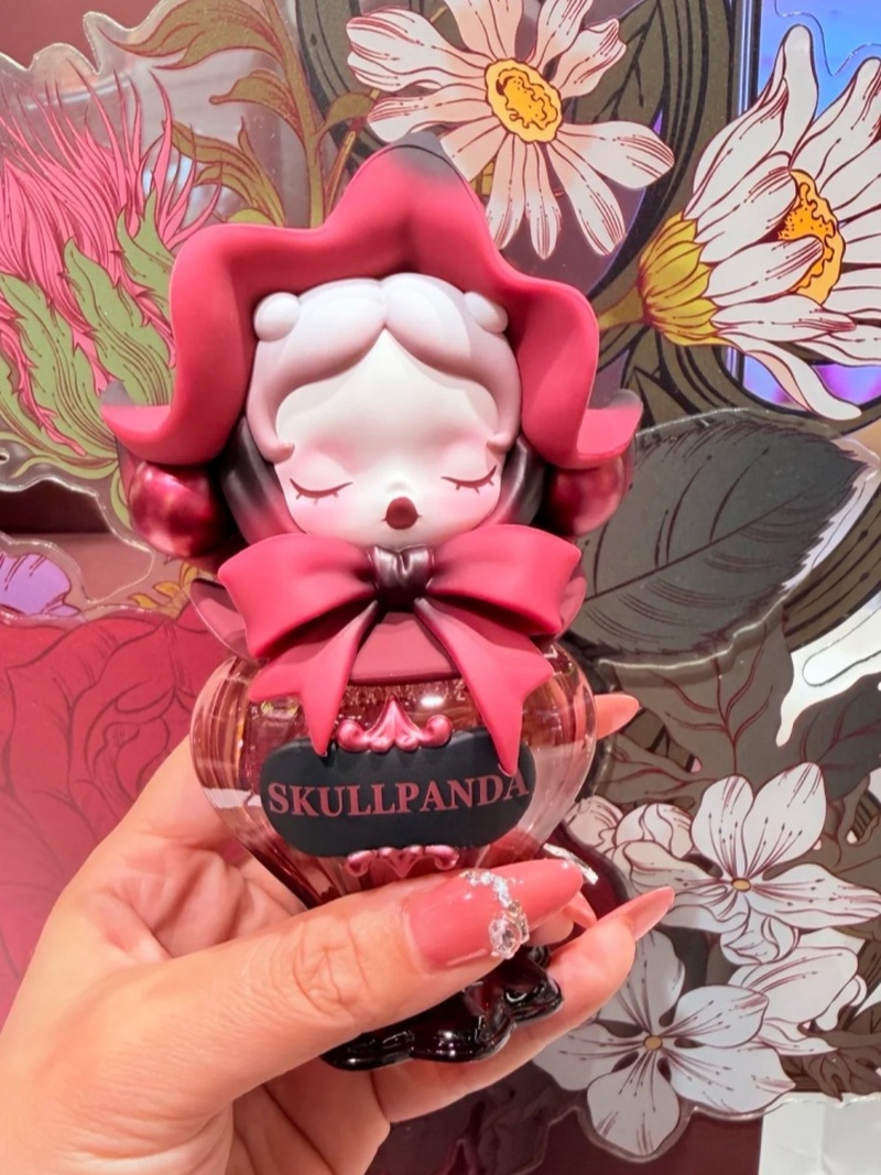 Genuine Pop Mart Skullpanda Pe - Home Fragrance Aesop のレビューと価格