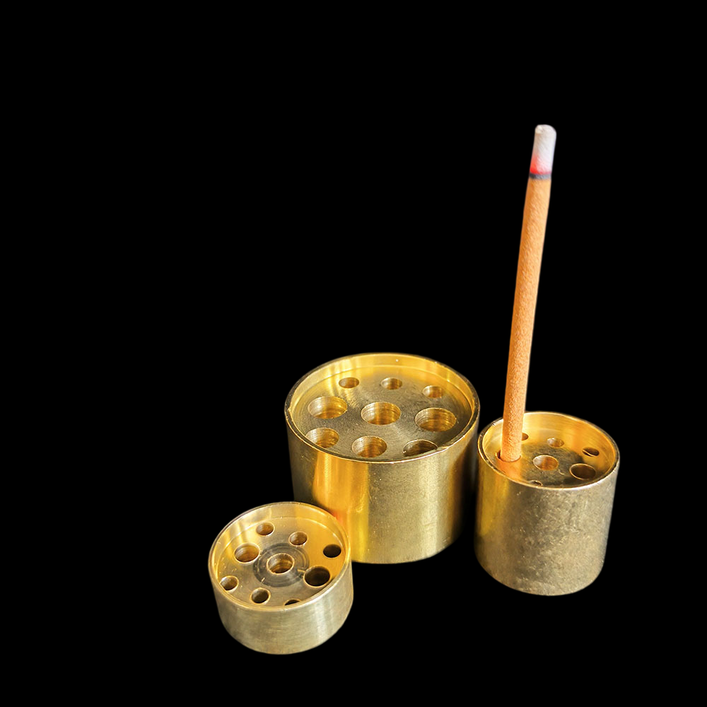 Brass Sandalwood Incense Burne - Home Fragrance Miniso のレビューと価格